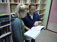 В рамках проекта "Сможем вместе" в приюте "Камские зори"  организована работа  библиотеки.