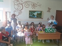 Клуб "Талантливые бабушки" в гостях у детей